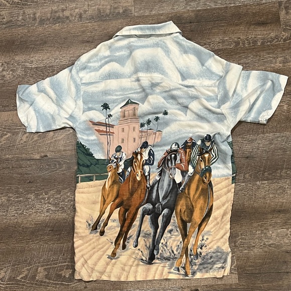 Kahala Hawaiian Button Up Size Medium - Picture 2 of 4